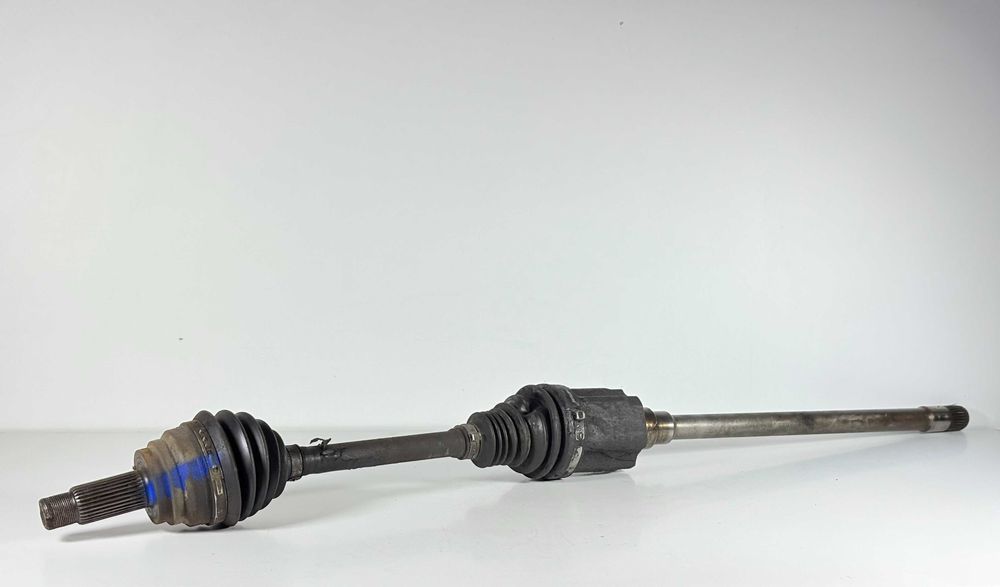Предна Дясна Полуоска БМВ Х5 Е70 (06-13г) Predna Dqsna Poluoska BMW X5 E70