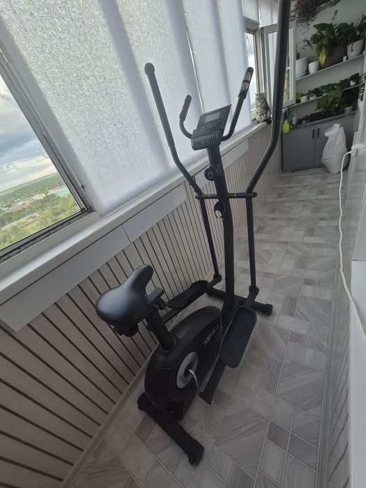 Genau Elliptical GN-102