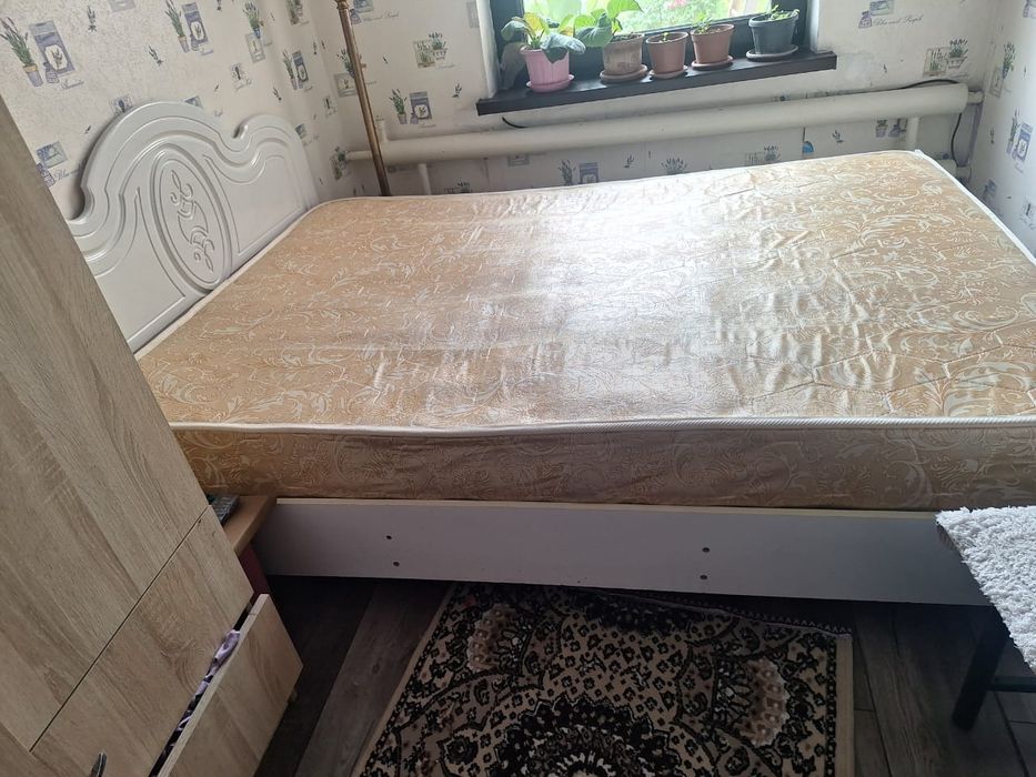Продам кровать б/у