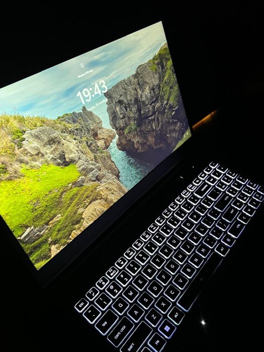 Продам игровой ноутбук