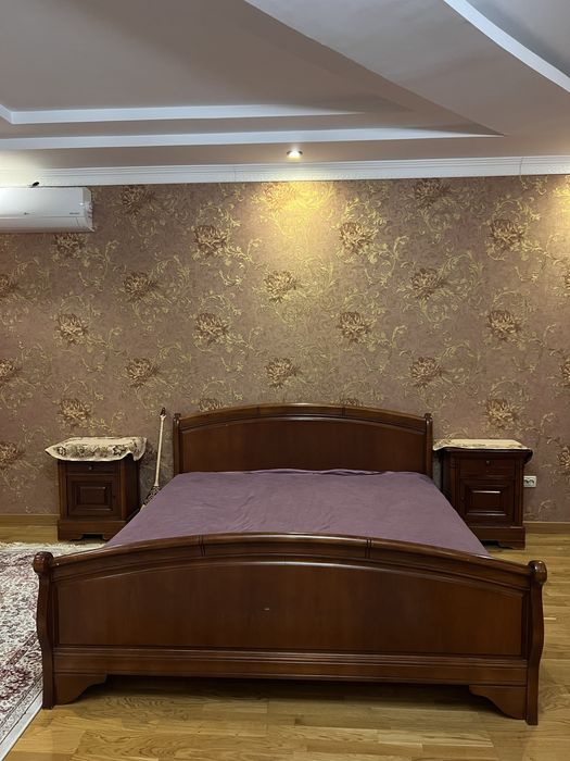 Продаётся спальная гарнитура б/у