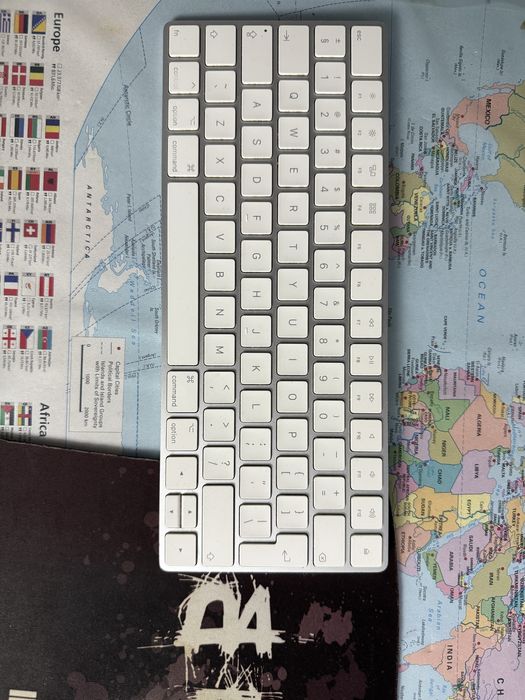 iMac 27” Retina 5K 2017, i7 4.2 GHz, 32 GB RAM, Magic Mouse+tastatura