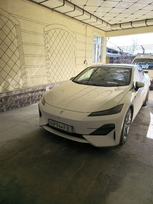 Продаётся машина deepal sl 03