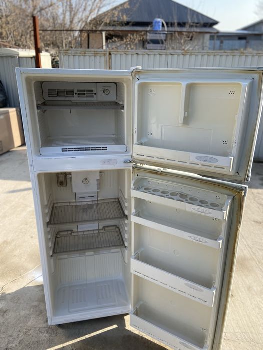 Холодильник бу с даставкой