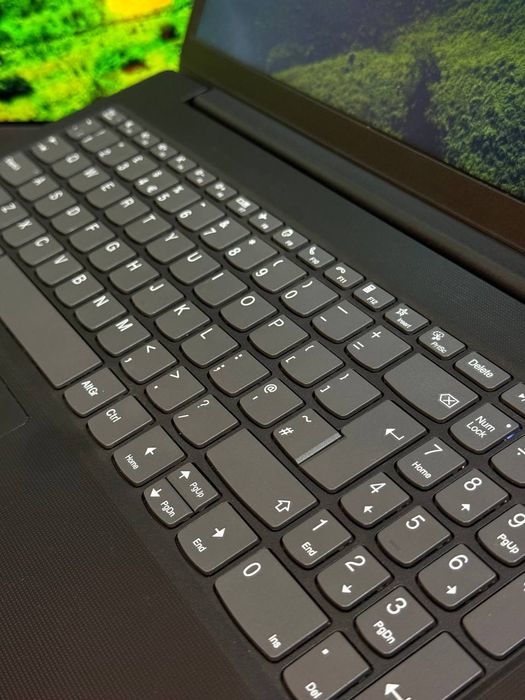 Продаётся ноутбук Lenovo