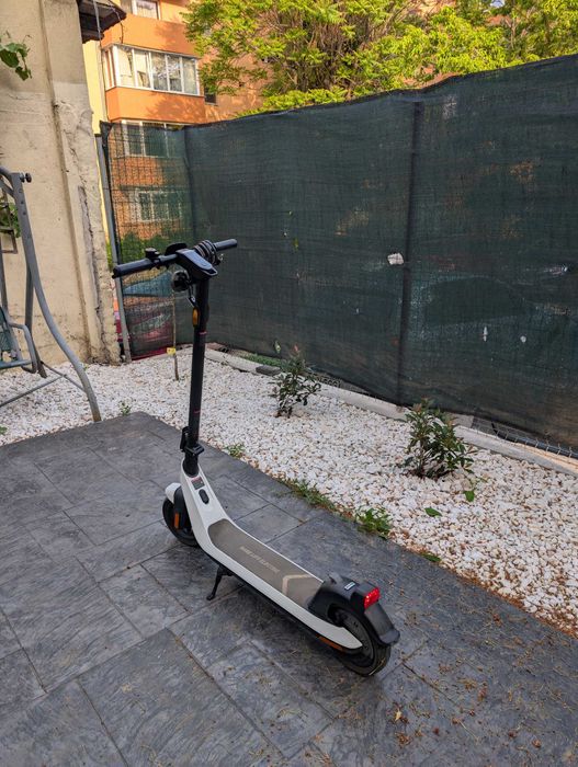 Trotinentă electrică NIU KQi 2 Pro