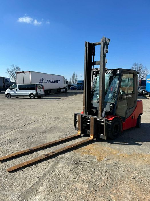 Stivuitor Jungheinrich 3.5T cu Cabina Caldura si Ac