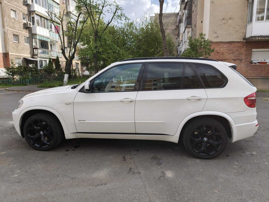 Proprietar unic vand SUV BMW x5m