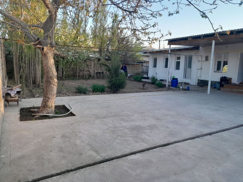 Участка сотилади 5сотих