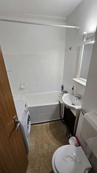 Inchiriez garsoniera, Sos. Giurgiului - Piata Progresul