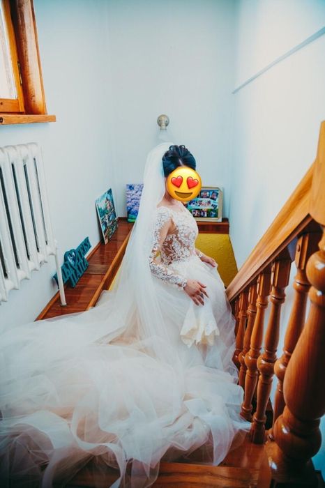 Свадебное  платье