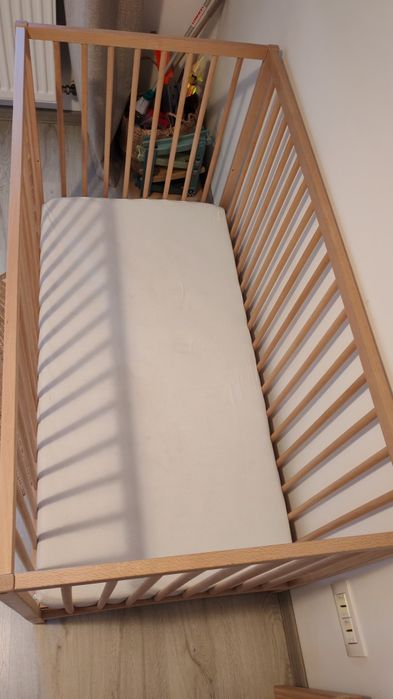 Pătuț din fag 60x120 (Singlar ikea) + saltea ( ikea) + protectie impermeabila si  cearceafuri