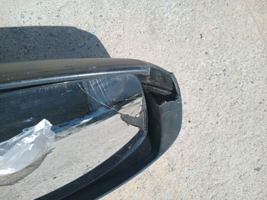 Зеркало боковое Ниссан