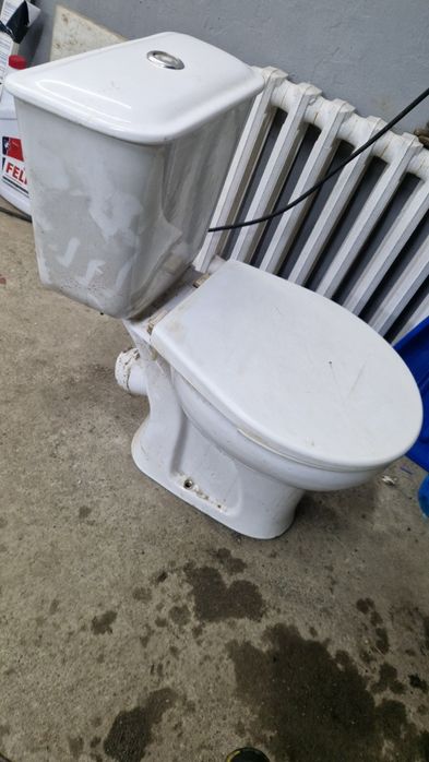 Продам унитаз в отличном состоянии