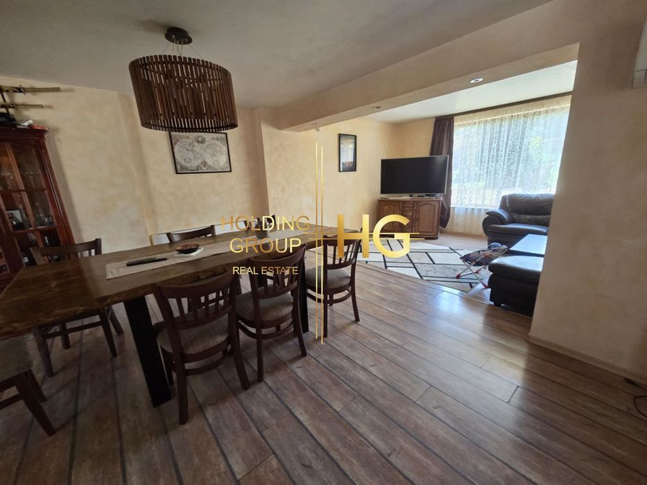 Продава се Къща в с. Звездица, Област Варна - 226 кв.м за 2102 €/кв.м - Снимка #2