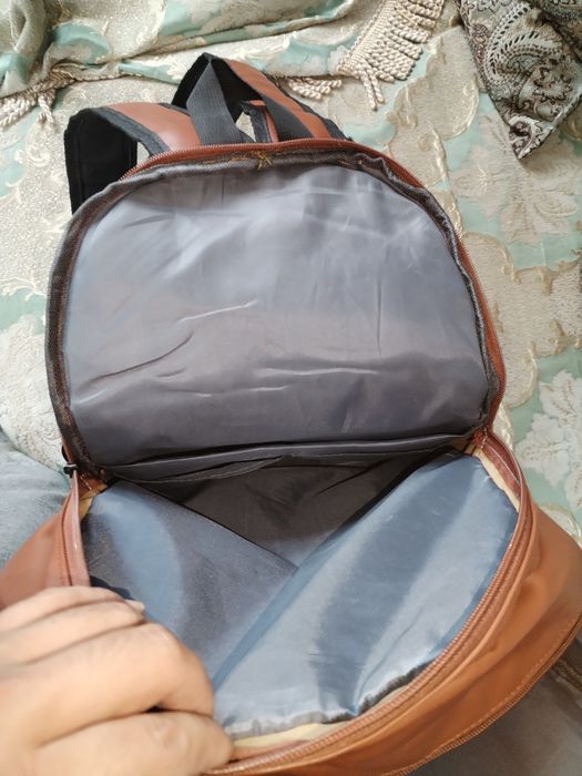 Продам рюкзак коричневый