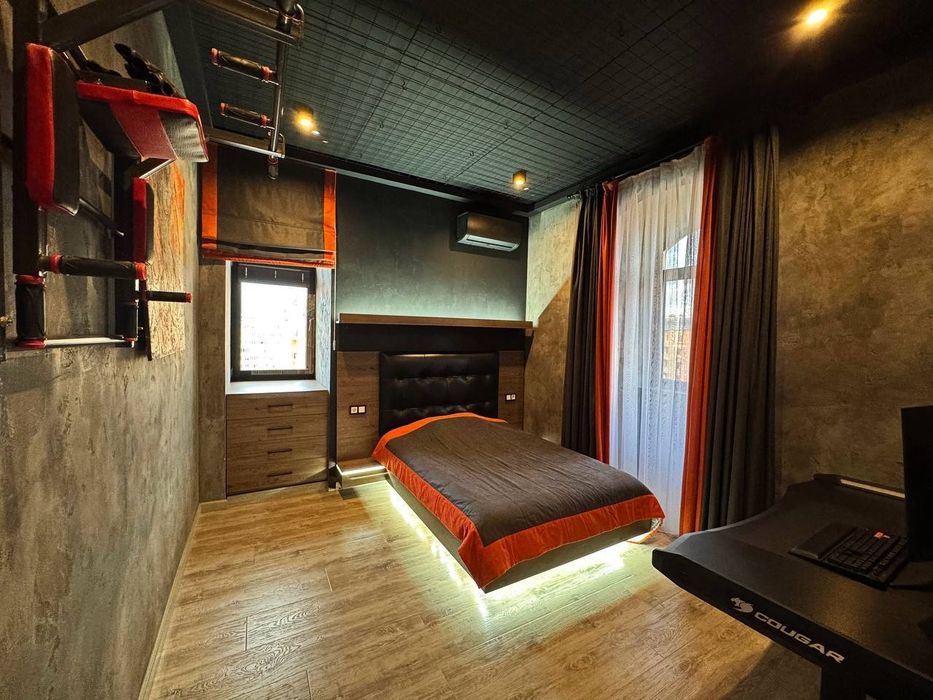 Продается 4х ком квартира, ЖК Parisien, ор-р: ул. Мукими, 121м²