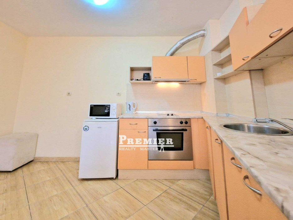 Продава се Тристаен апартамент в к.к. Слънчев бряг - 118 кв.м за 678 €/кв.м - Снимка #2