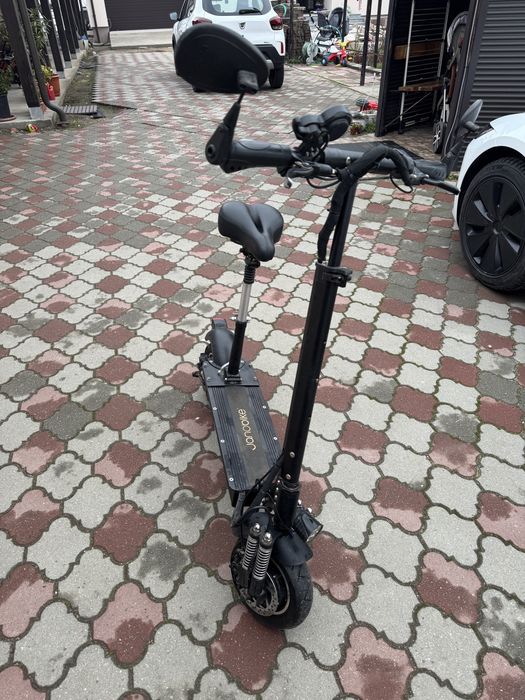 Trotineta electrica Janobike T10 cu sezut, motor dual, 75kmh