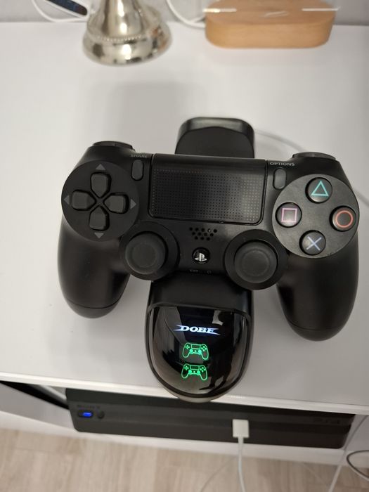 Consola sony Ps4 slim 1tb  modat