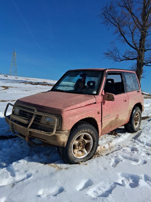 Vând suzuki vitara 1.6 8v