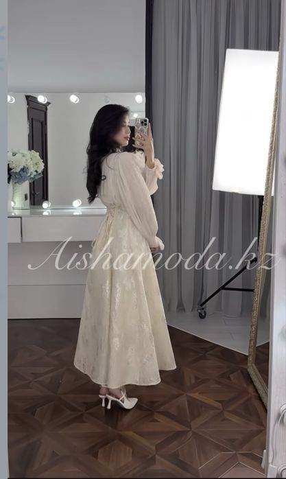 Вечернее платье в хорошем качестве