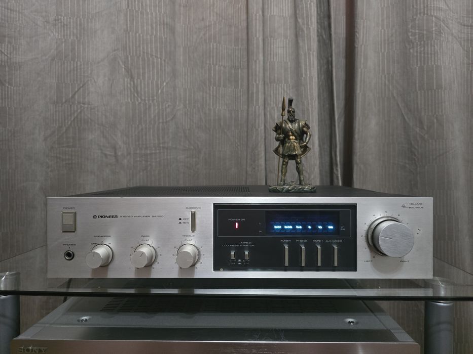 Amplificator Pioneer SA-520 "Blue Line" vu-metre albastre!!