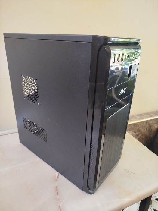 Продается Пустой для сборки ПК подойдут любые АТХ и мини ATX платы