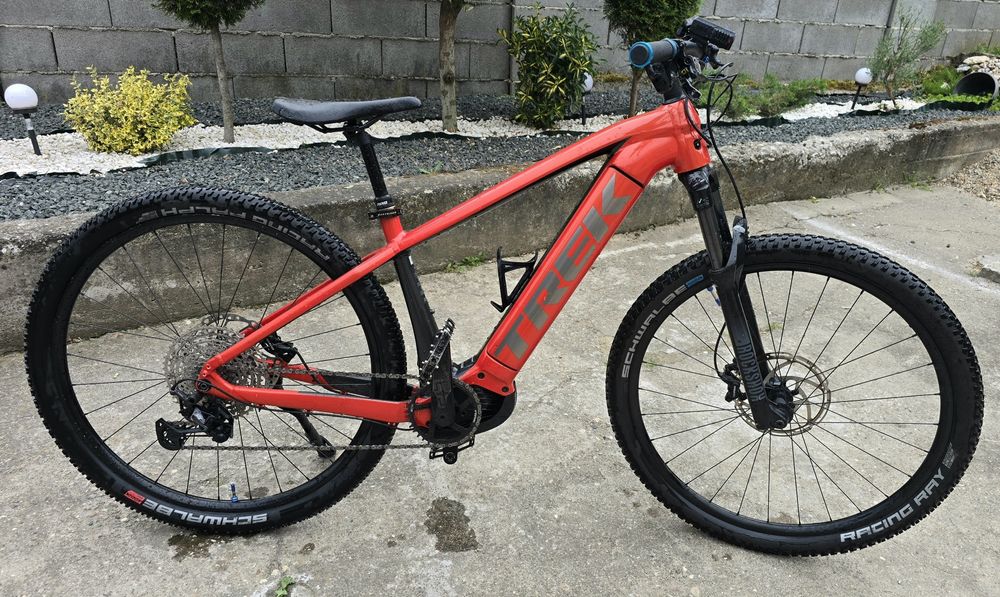 Bicicleta electrică TREK Powerfly 5