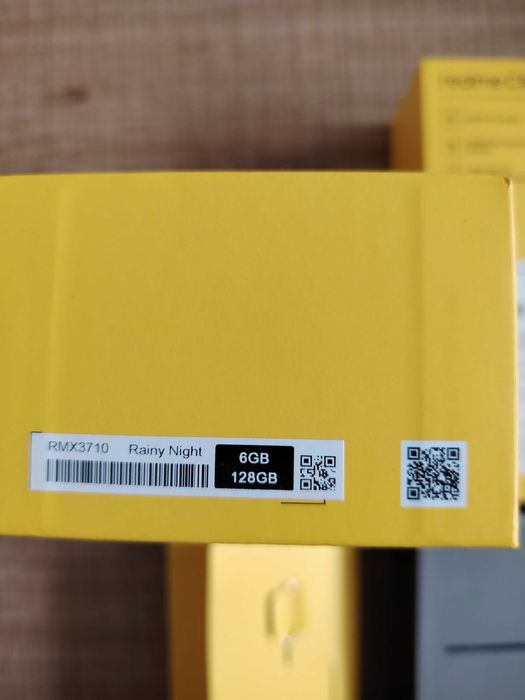 Realme C55 + 2 калъфа и стъклен протектор