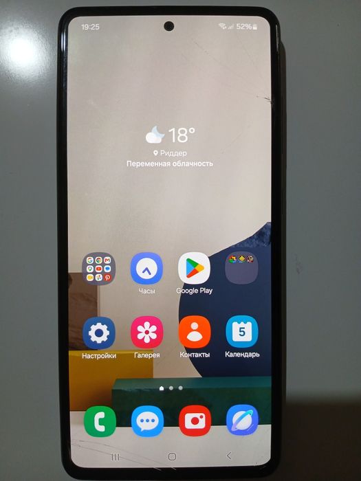 Продам Samsung Galaxy A52