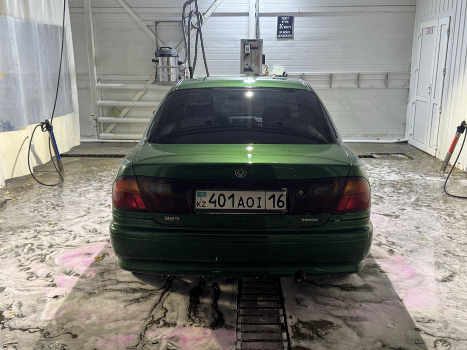 Продам Mazda 323 BA