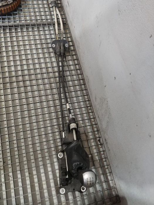 timonerie maneta schimbator 1.8 tdci  ford focus 2  8m5r-7e395gd