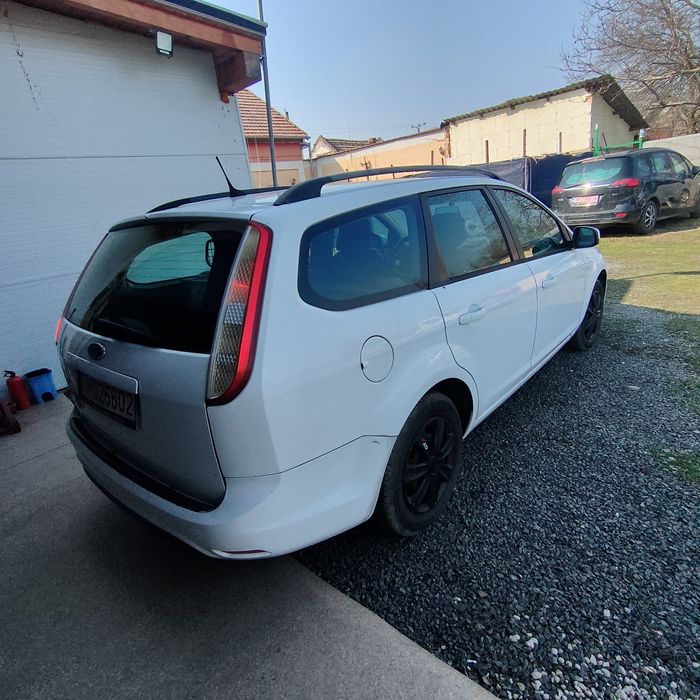FORD Focus 2012 — imagine 4
