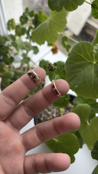 Продам золотые украшения