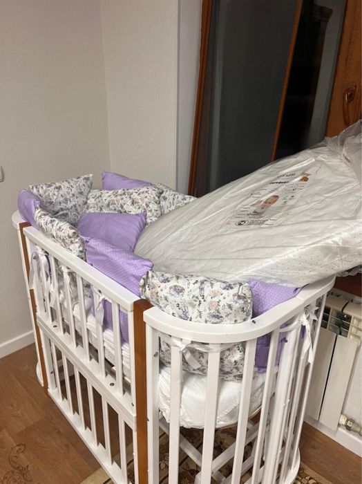 Детский манеж-кроватка (овальный)