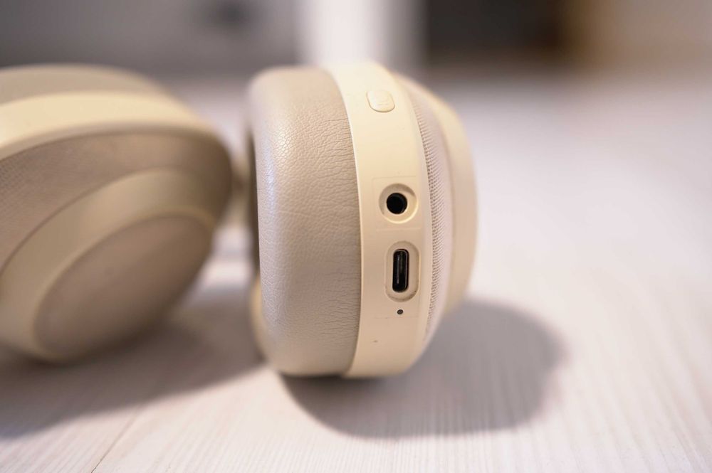 Căști Jabra Elite 85h Gold Beige – Perfect Funcționale – Folosite intens