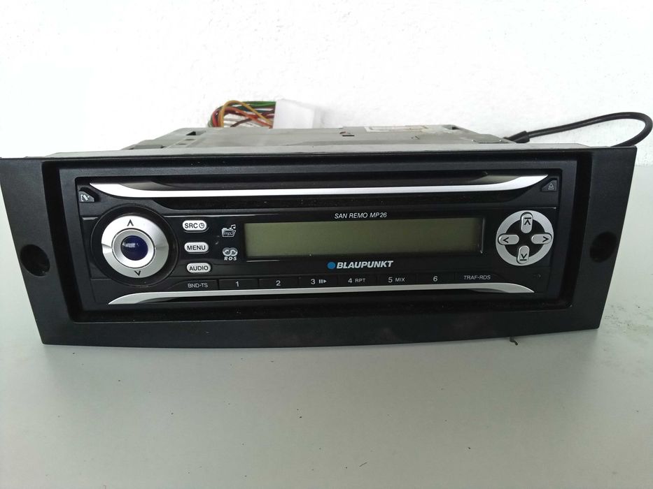CD/MP3 плейър за автомобил: Blaupunkt-SanRemo MP26