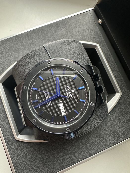Edox delfin automatic