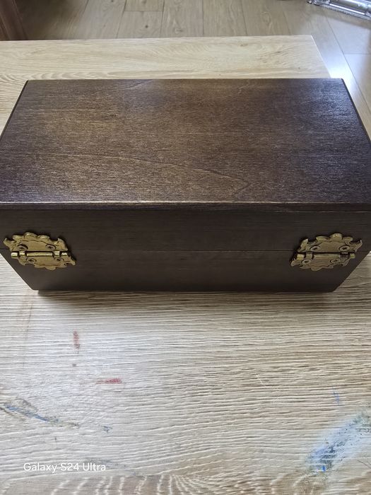 Дървена кутийка за пури