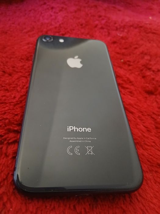 Iphone 8 cu ceva probleme