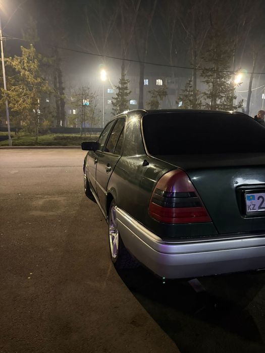 Продам мерседес бенс