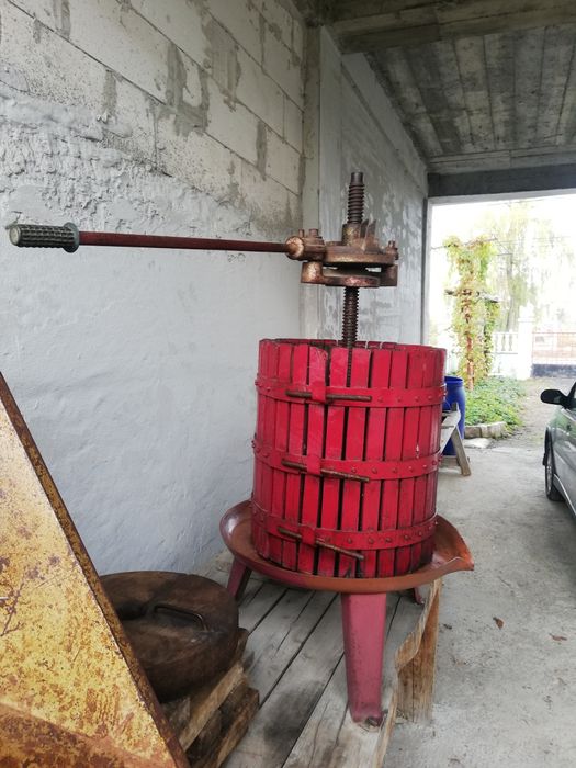 Presă pt fabricație de vin