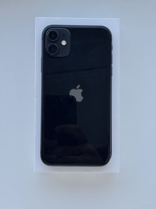Продам iPhone 11