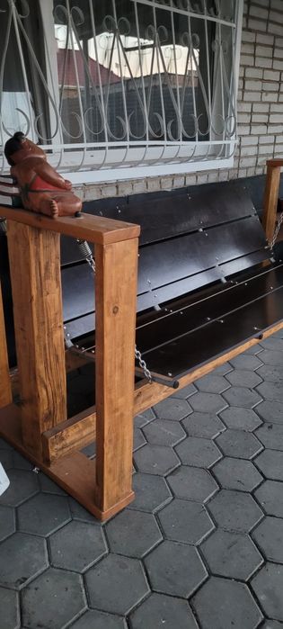 Качеля из дерева