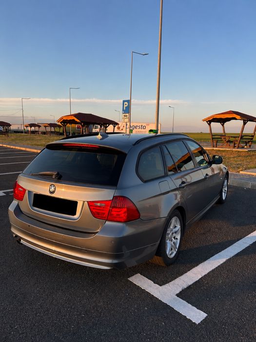 BMW E91 318d Automat 2010