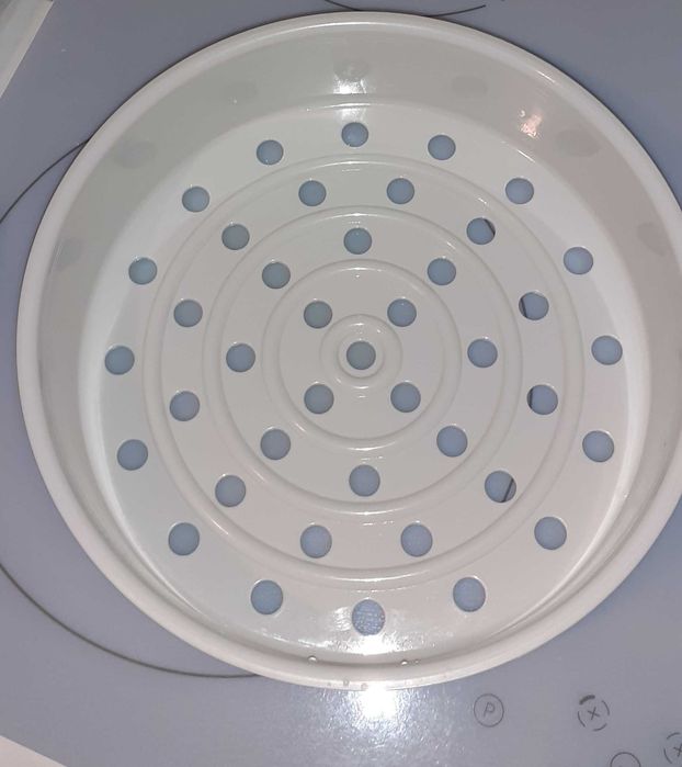 Мультиварка DEXP новая