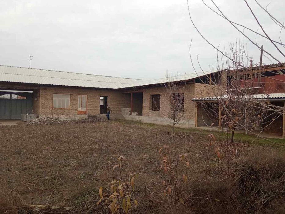 Ховли сотилади Тошкент вилояти Оккургон тумани