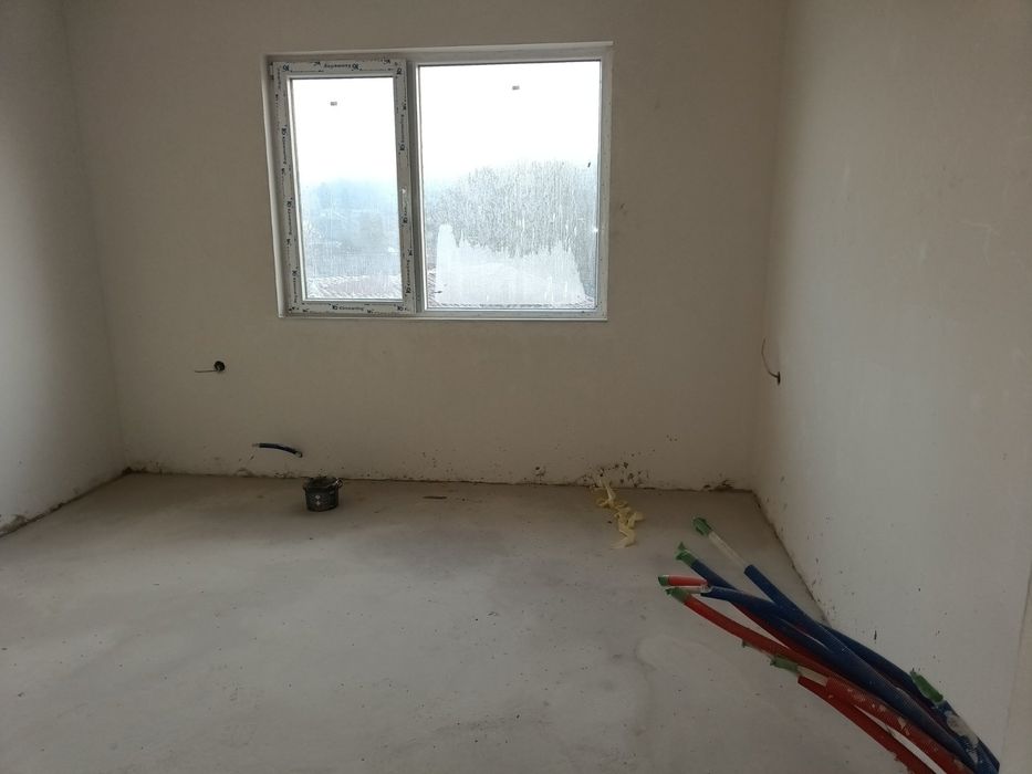 Продава се Къща в с. Средногорово, Област Стара Загора - 250 кв.м за 640 €/кв.м - Снимка #9