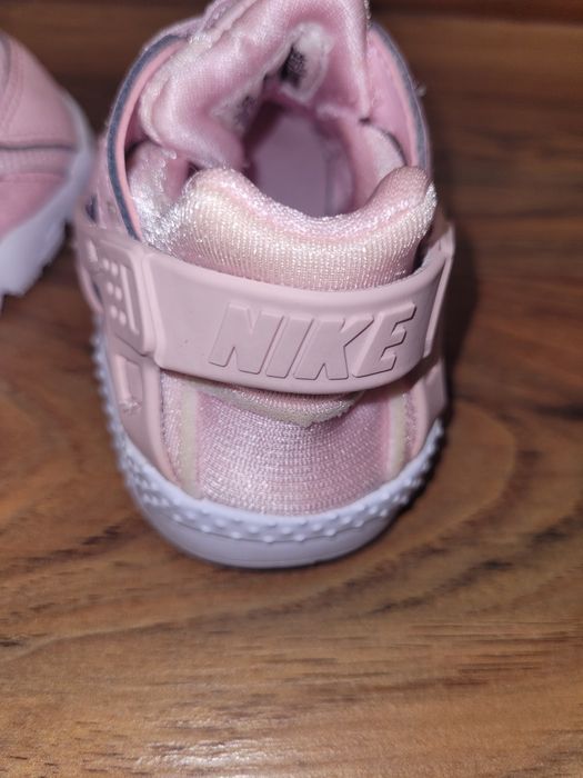 Бебешки маратонки Nike